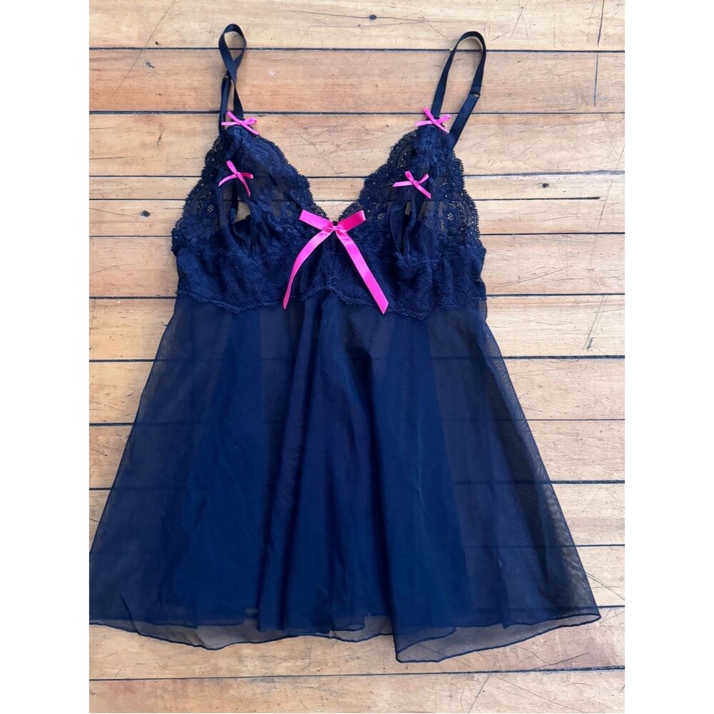 Y2K Victoria’s Secret Sexy Little Things Black lace Top with hot Pink Bows small